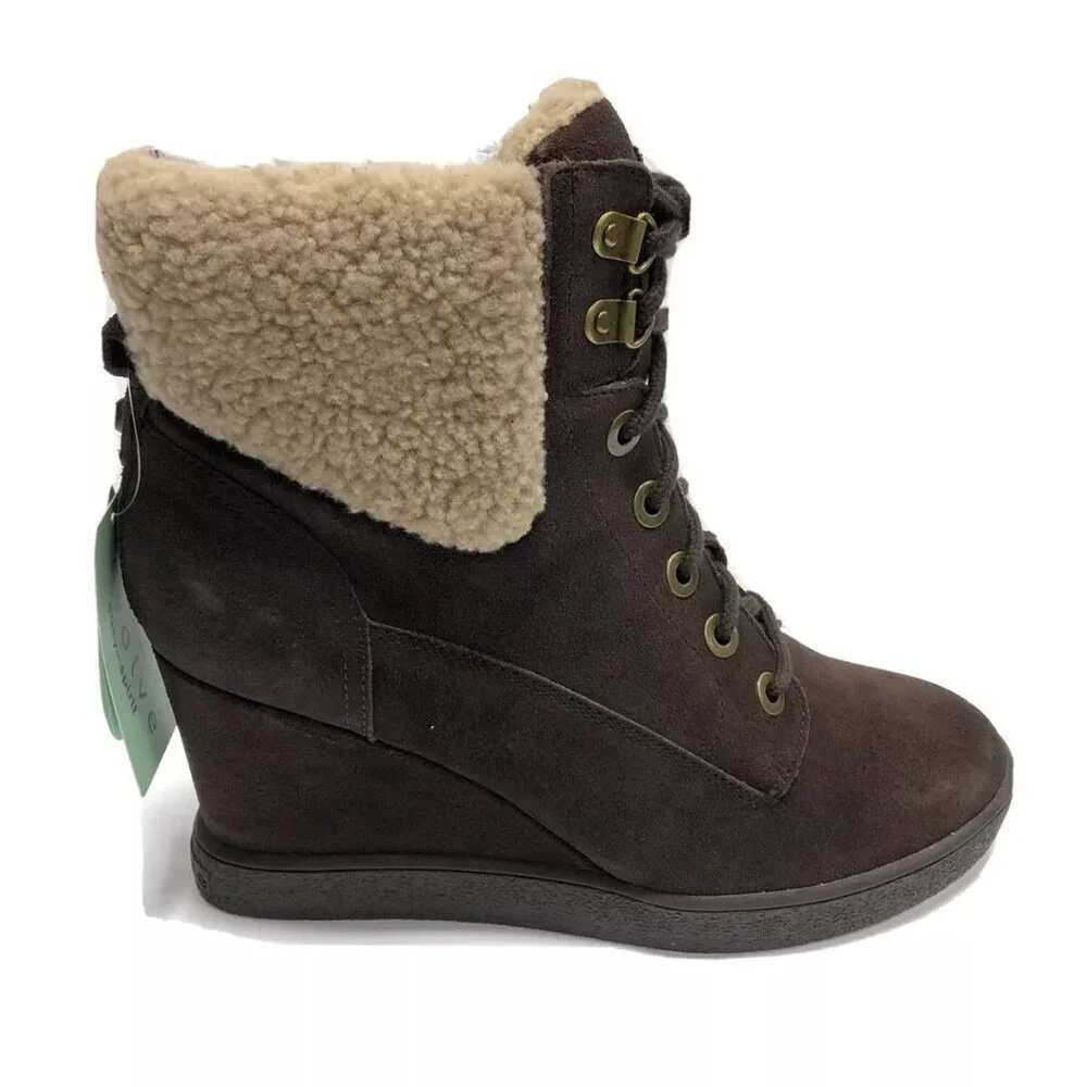 Easy Spirit Women’s Everett Dark Brown Wedgie Boots Size 8.5M